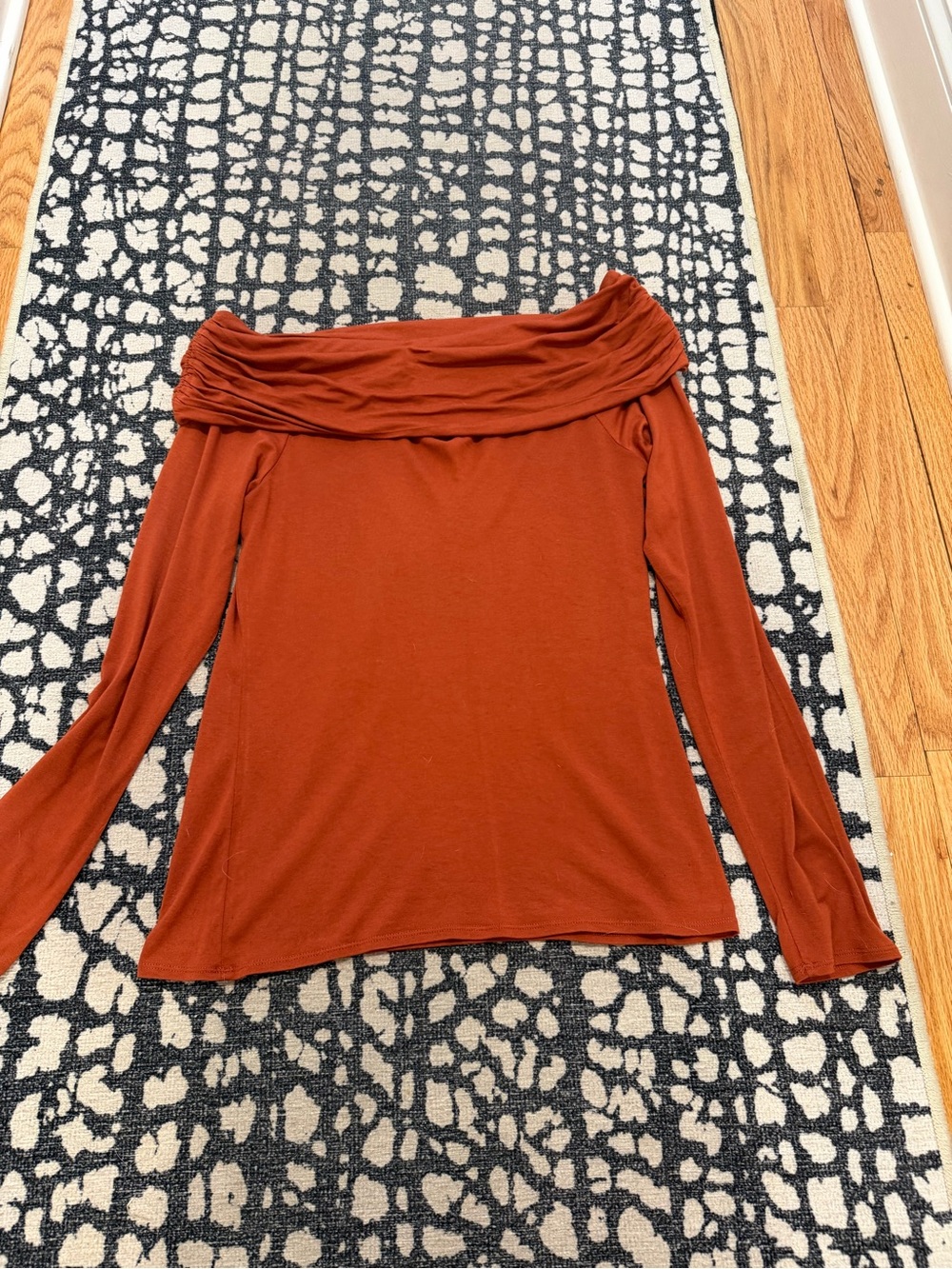 Off-Shoulder Long Sleeve Women's Top in Rust